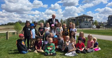 Golden Hills students honour the Legion’s centennial